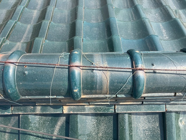 棟番線で緊結された棟